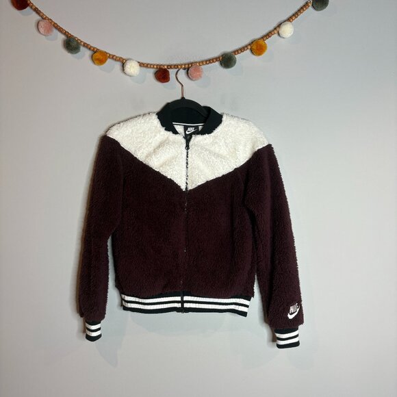 Nike NSW Sportswear Sherpa Wolf Bomber Teddy Zip Up Jacket - Picture 2 of 7